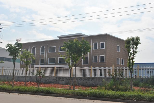 衢州東港八路臺(tái)州銅閥門(mén)辦公大樓